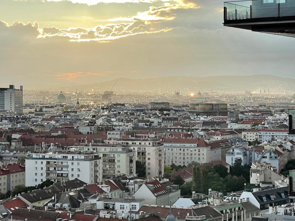 Triiiple Level 20 - Sonnenwohnen Mit Parkplatz Und Fantastischem Ausblick Wenen