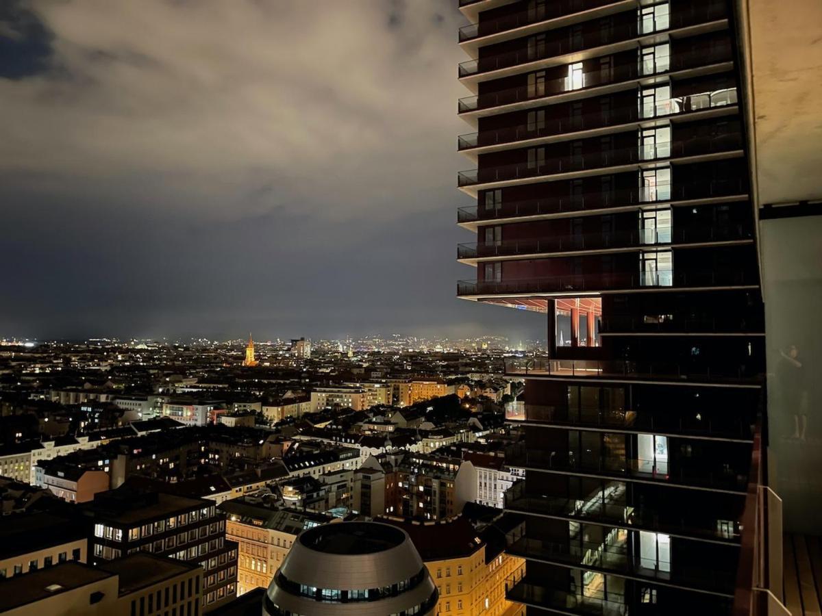 Triiiple Level 20 - Sonnenwohnen Mit Parkplatz Und Fantastischem Ausblick * Wien