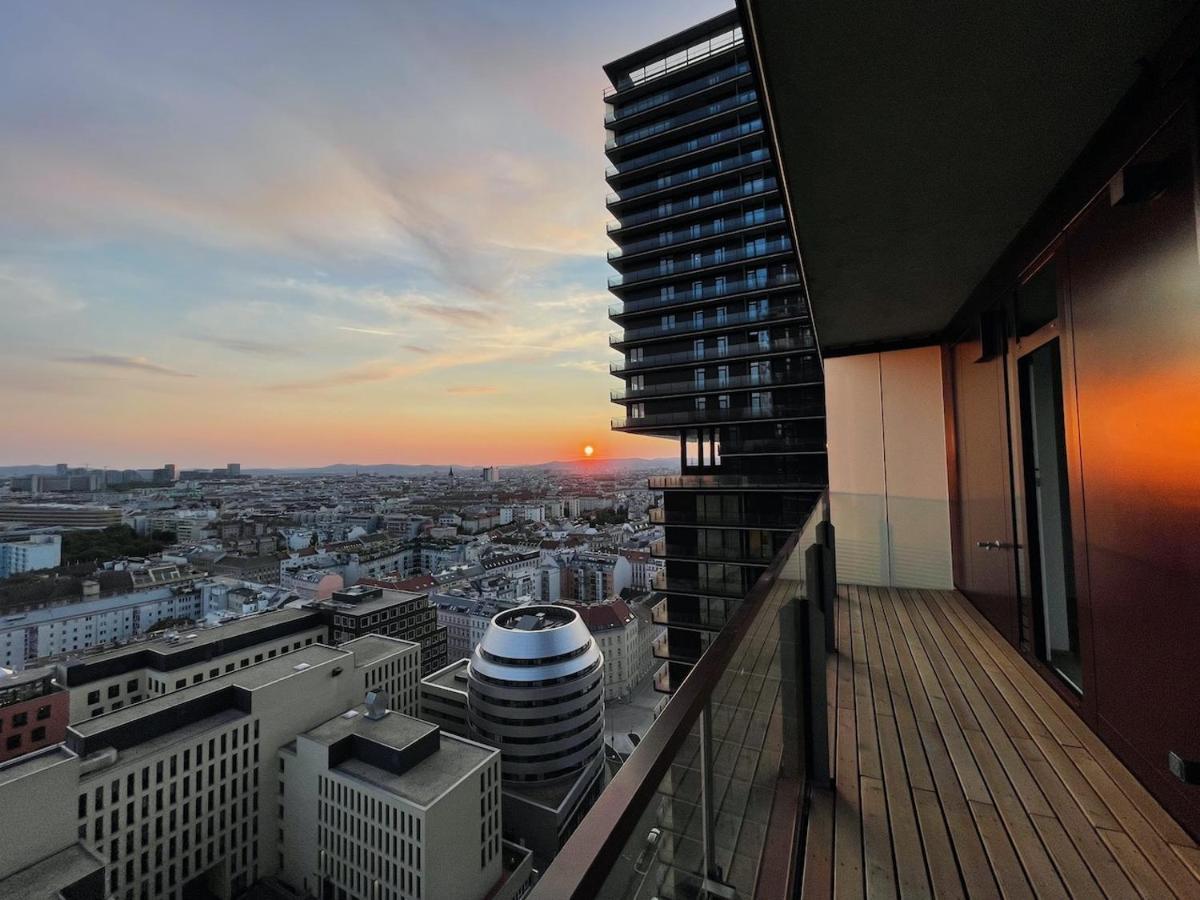 Triiiple Level 20 - Sonnenwohnen Mit Parkplatz Und Fantastischem Ausblick * Wien
